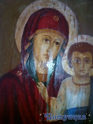 Мироточащая икона "Казанской Богородицы"